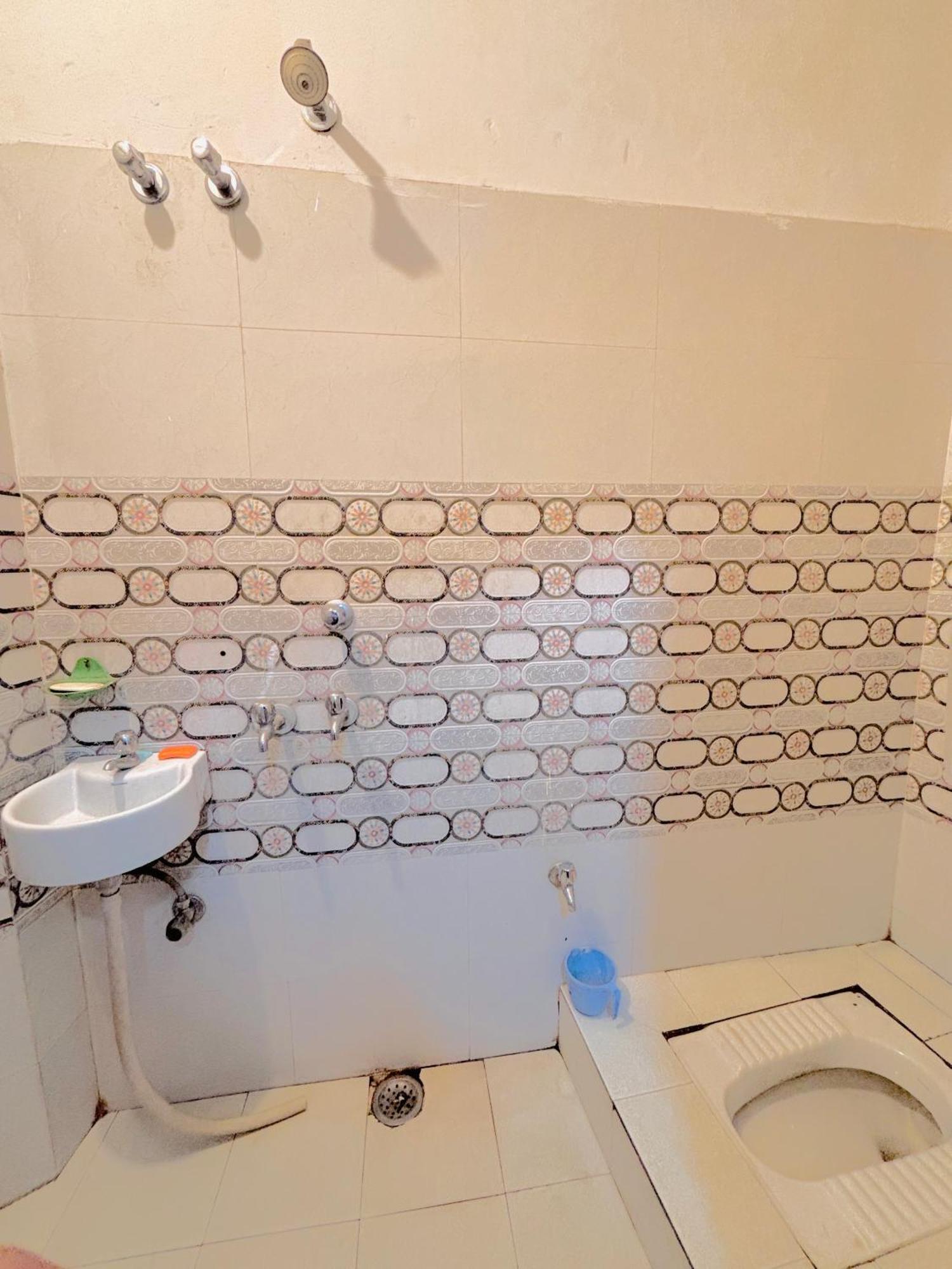 Shivalay Paying Guest House Benares Buitenkant foto